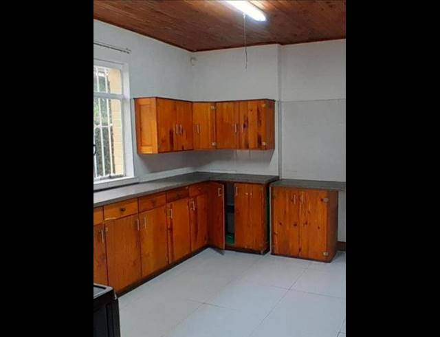 2 BEDROOM PROPERTY TO RENT IN KENSINGTON